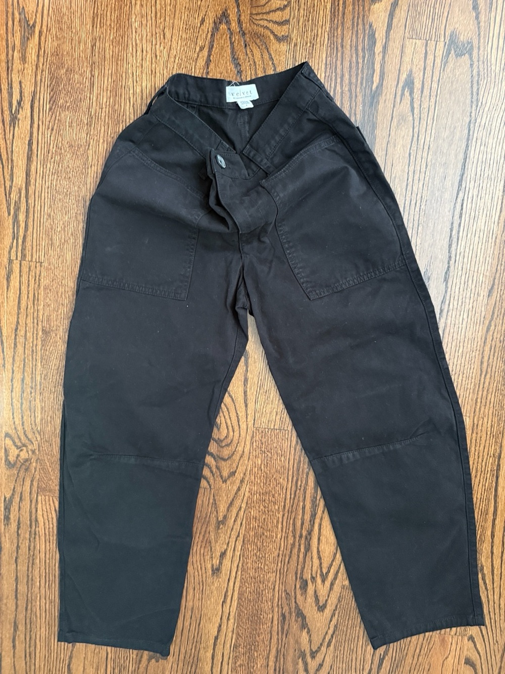 Velvet Brylie Curved Knee Pants, Size 2, color black